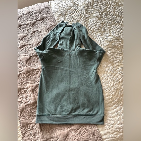 Abercrombie and Fitch Kids Relaxed Fit Hoodie Size 13/14 - Picture 2 of 5